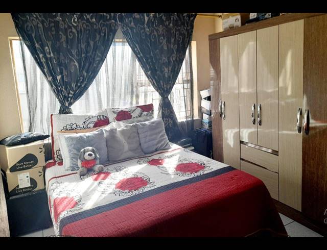 3 BEDROOM HOUSE FOR SALE IN GLENEAGLES